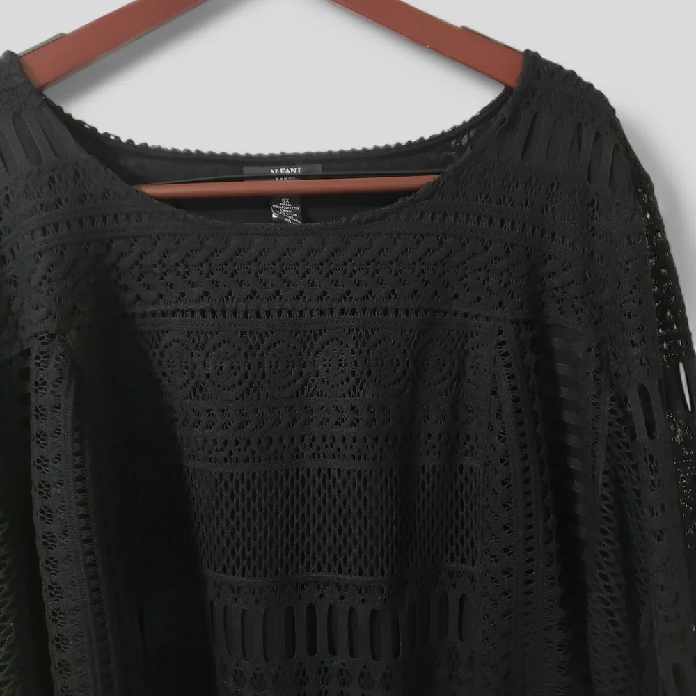 Alfani crochet open
